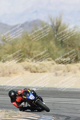 media/Dec-07-2025-CVMA (Sun) [[3e7d2de5dc]]/Race 7-Formula Lightweight Twins Shootout/